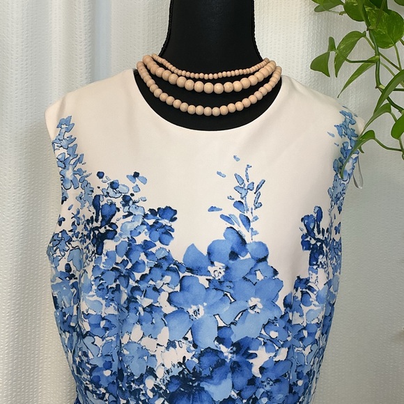 Dex Blue and White Floral Midi Dress - Picture 2 of 5